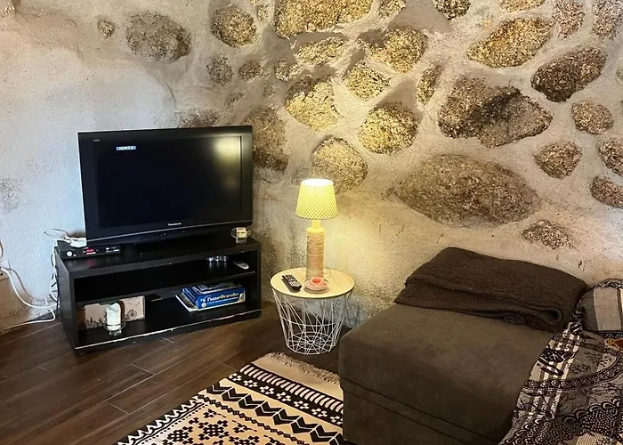 Casa Da Serra Da Estrela Дом отдыха Goncalo (Guarda)